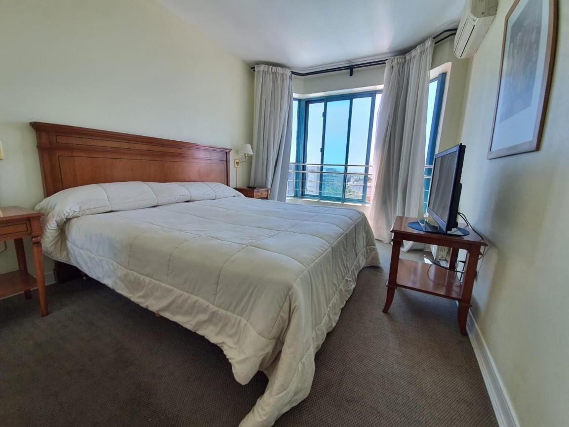 Mitre Independent Apart * Mendoza